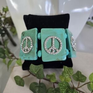 Vintage Chunky Acrylic Bracelet Turquoise Blue With Rhinestone Peace Signs